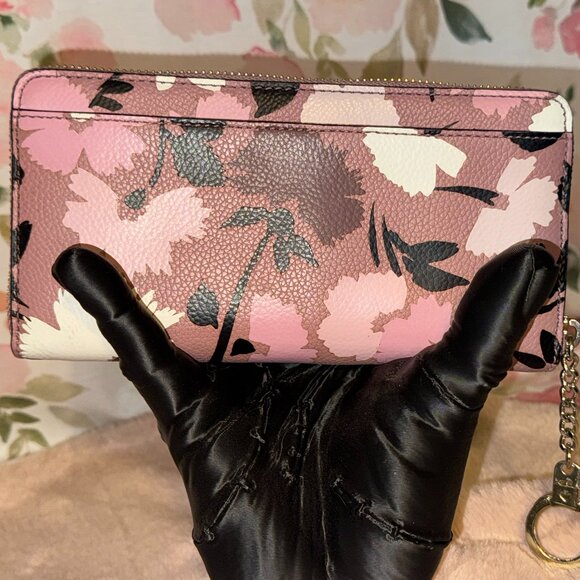 💗 Kate Spade New York • Luxe Floral Zip-Around Continental Wallet 💗 - Picture 2 of 7